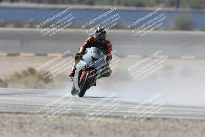 media/Oct-02-2025-Racers Edge (Thu) [[2c91cb6ab3]]/3-B Group/Session 2-Turn 14 (11am)/